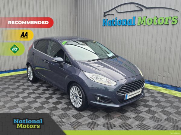 Ford Fiesta Hatchback, Petrol, 2014, Grey