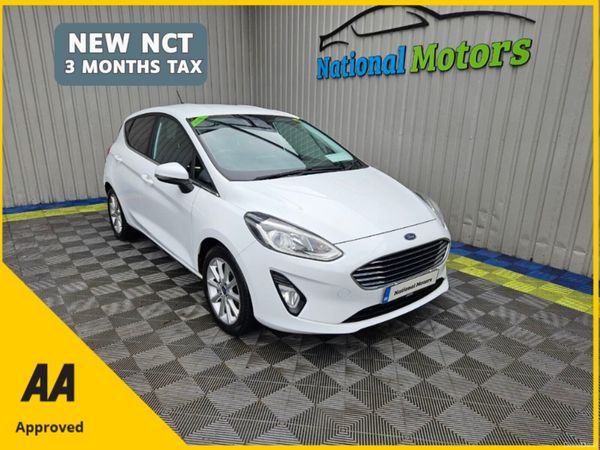 Ford Fiesta Hatchback, Petrol, 2019, White