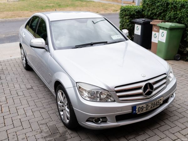 Mercedes-Benz C-Class Saloon, Diesel, 2009, Silver