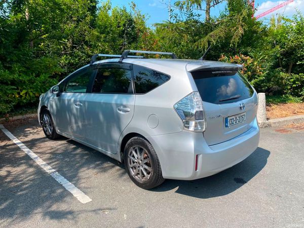 Toyota Prius MPV, Petrol Hybrid, 2013, Silver