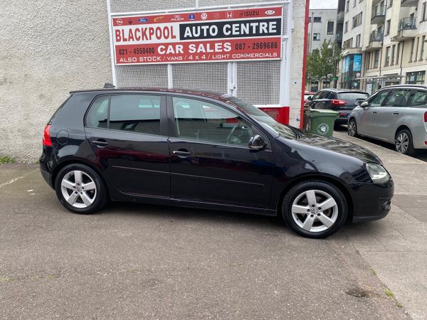 Volkswagen Golf Hatchback, Petrol, 2008, Black