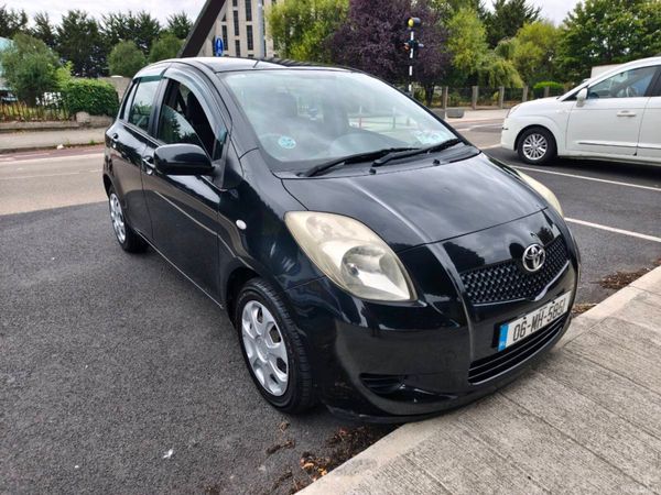 Toyota Yaris Hatchback, Petrol, 2006, Black