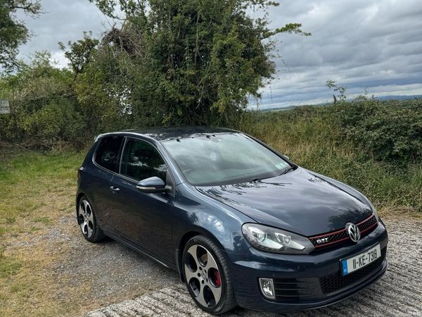 Volkswagen Golf Hatchback, Petrol, 2011, Blue