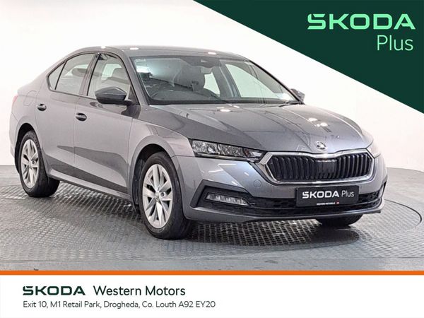 Skoda Octavia Saloon, Petrol, 2023, Grey
