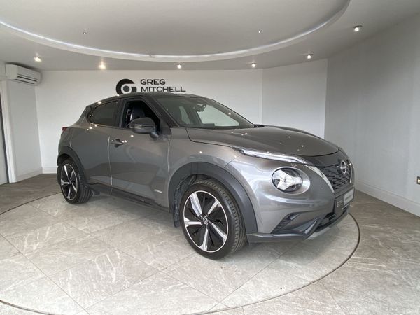 Nissan Juke SUV, Petrol Hybrid, 2023, Grey