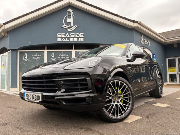 Porsche Cayenne SUV, Petrol Plug-in Hybrid, 2023, Black
