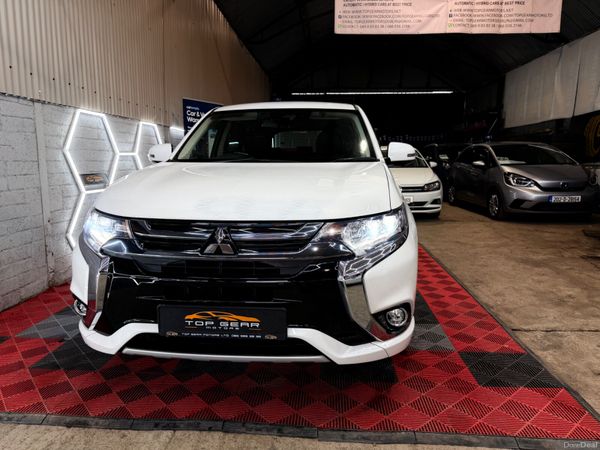 Mitsubishi Outlander SUV, Petrol Plug-in Hybrid, 2018, White