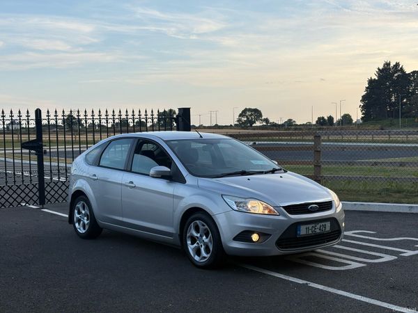 Ford Focus Hatchback, Diesel, 2011, Silver