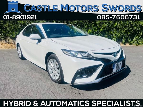 Toyota Camry Saloon, Petrol Hybrid, 2023, White