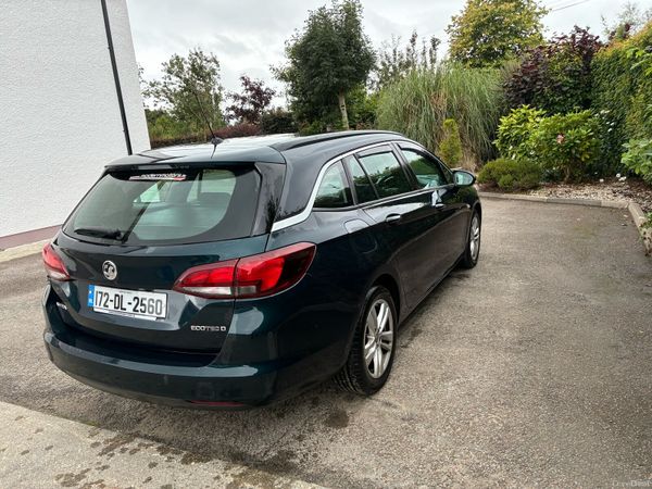 Vauxhall Astra Estate, Diesel, 2017, Green