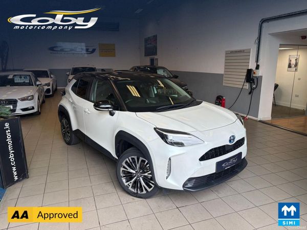 Toyota Yaris Cross Hatchback, Petrol Hybrid, 2022, White
