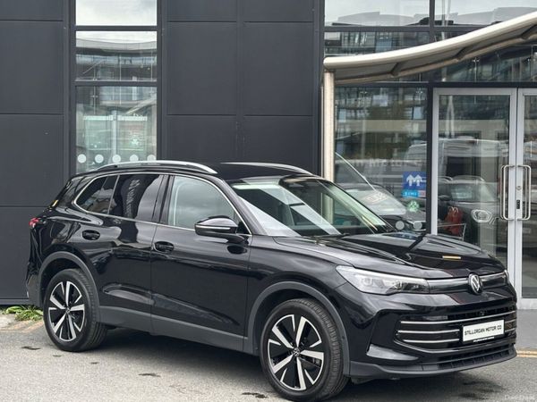 Volkswagen Tiguan Estate, Petrol Plug-in Hybrid, 2024, Black