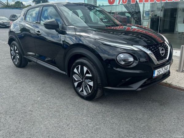 Nissan Juke MPV, Petrol, 2025, Black
