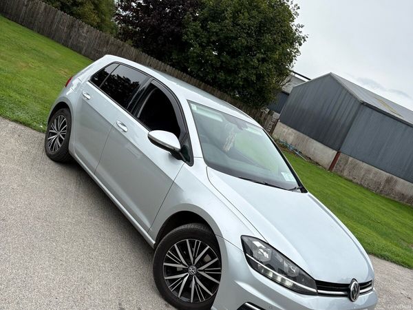 Volkswagen Golf Hatchback, Diesel, 2018, Silver