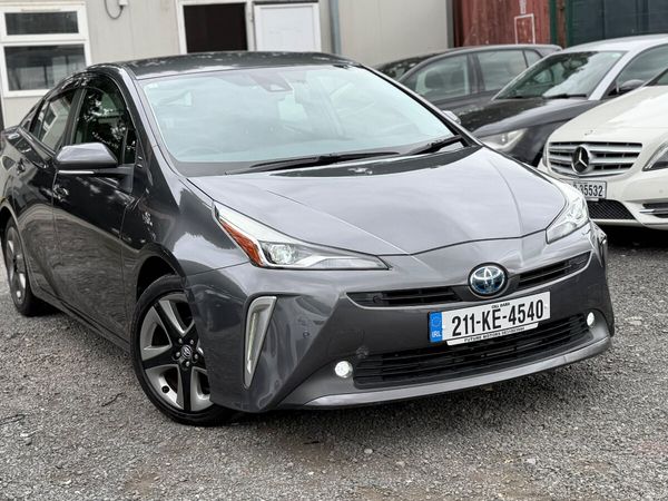 Toyota Prius Hatchback, Petrol Hybrid, 2021, Grey