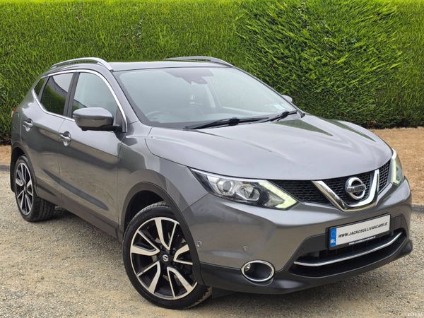 Nissan Qashqai SUV, Diesel, 2017, Grey