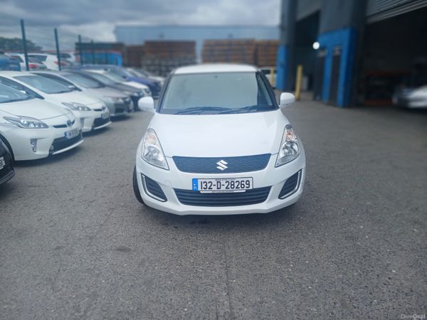 Suzuki Swift Hatchback, Petrol, 2013, White