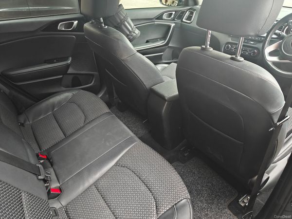 Kia Ceed Estate/Jeep, Petrol, 2019, Grey
