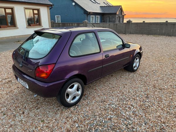 Ford Fiesta Hatchback, Petrol, 1999, Purple