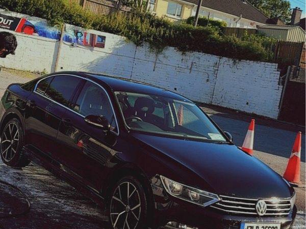 Volkswagen Passat Saloon, Diesel, 2017, Black