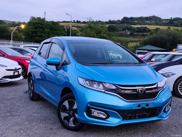 Honda Fit Hatchback, Petrol Hybrid, 2017, Blue