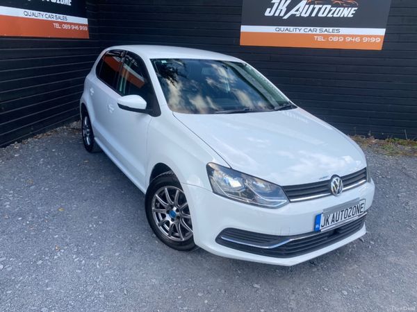 Volkswagen Polo Hatchback, Petrol, 2014, White