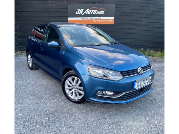 Volkswagen Polo Hatchback, Petrol, 2016, Blue