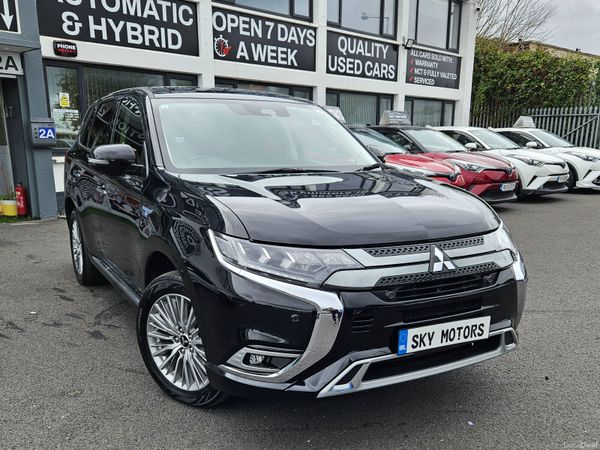 Mitsubishi Outlander SUV, Petrol Hybrid, 2014, Black