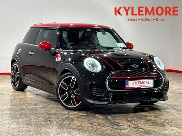 Mini Cooper Hatchback, Petrol, 2015, Black
