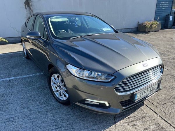 Ford Mondeo Hatchback, Diesel, 2017, Grey