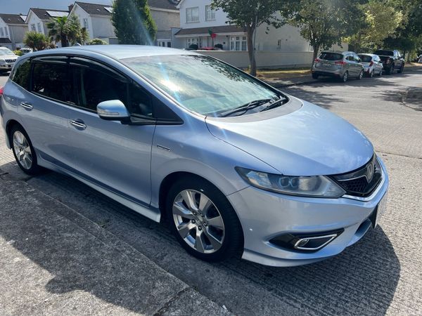 Honda Jade MPV, Petrol Hybrid, 2015, Blue