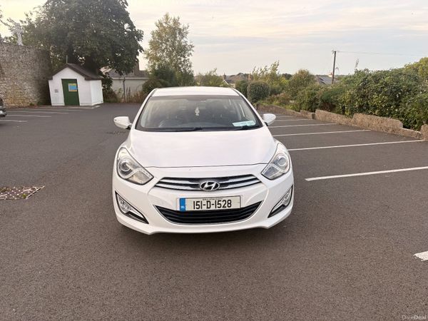 Hyundai i40 Saloon, Diesel, 2015, White