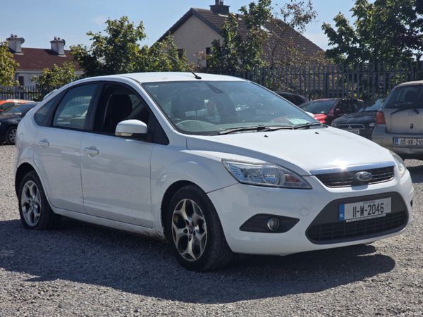 Ford Focus Hatchback, Diesel, 2011, White