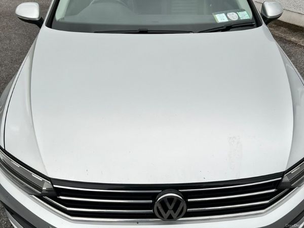 Volkswagen Passat Saloon, Diesel, 2020, Silver