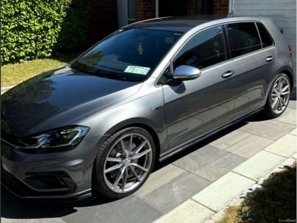 Volkswagen Golf Estate, Petrol, 2020, Grey