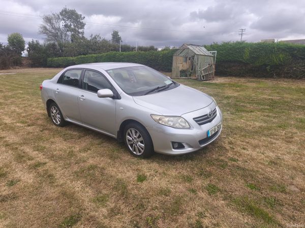 Toyota Corolla Saloon, Petrol, 2007, Silver