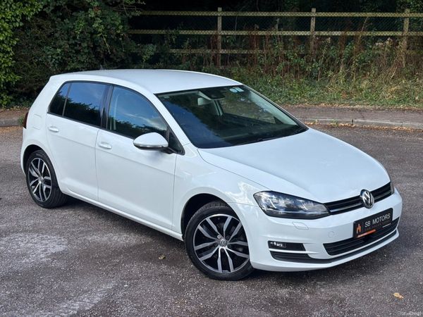 Volkswagen Golf Hatchback, Petrol, 2016, White