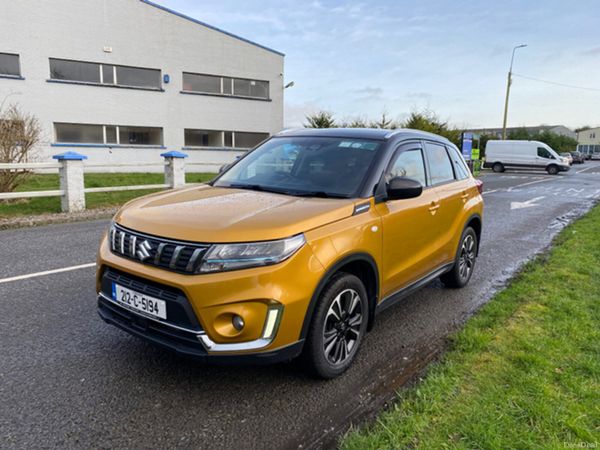 Suzuki Vitara Estate, Petrol, 2021, Yellow