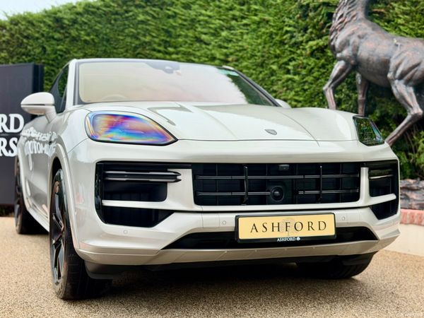 Porsche Cayenne SUV, Petrol Plug-in Hybrid, 2025, Grey