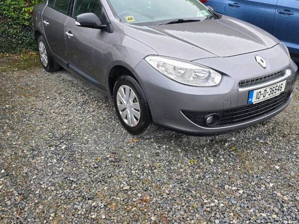 Renault Fluence Saloon, Diesel, 2010, Grey