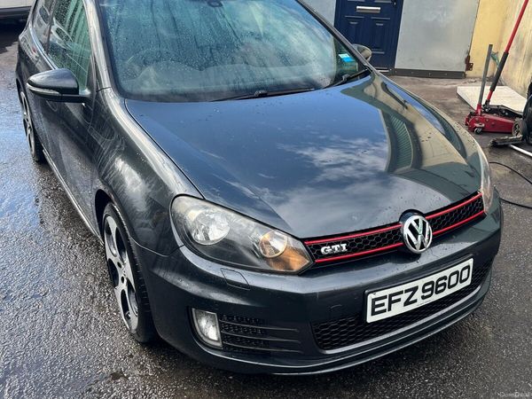 Volkswagen Golf Hatchback, Petrol, 2009, Grey