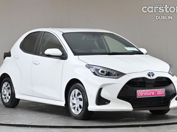 Toyota Yaris Hatchback, Petrol Hybrid, 2023, White