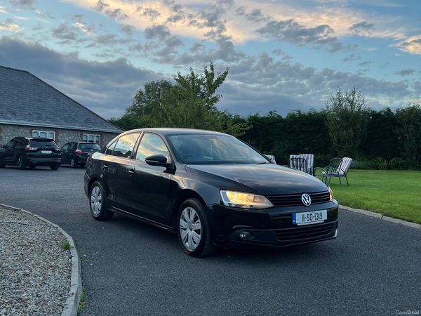 Volkswagen Jetta Saloon, Diesel, 2011, Black