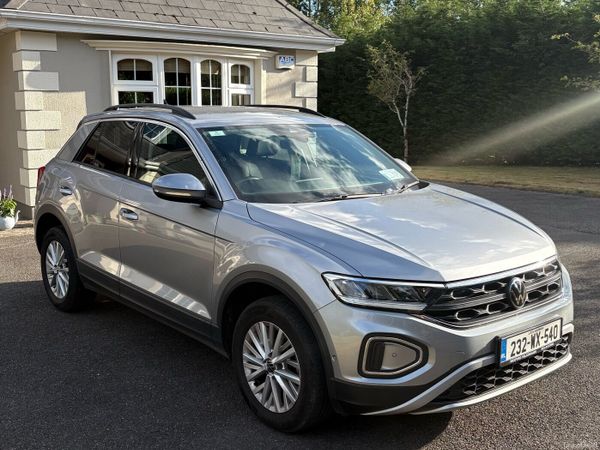 Volkswagen T-Roc SUV, Diesel, 2023, Grey