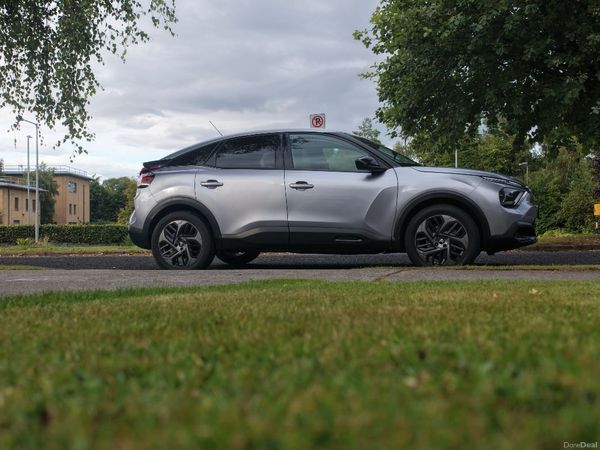 Citroen C4 Hatchback, Petrol, 2023, Grey