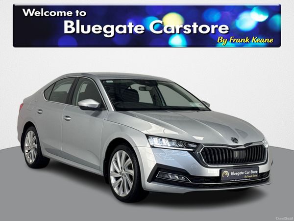 Skoda Octavia Saloon, Diesel, 2022, Grey