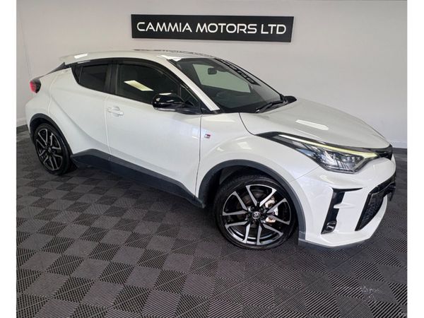 Toyota C-HR SUV, Petrol Hybrid, 2020, White