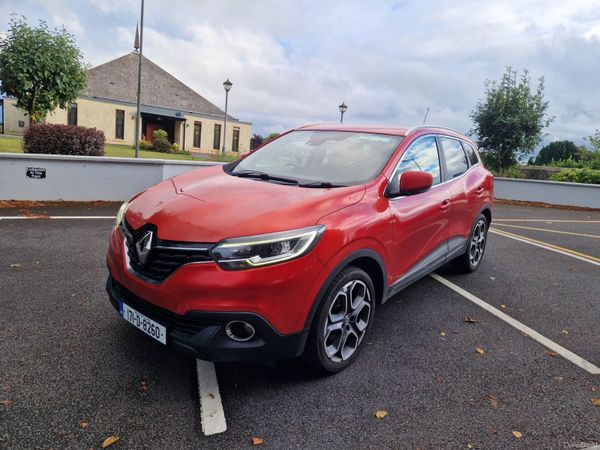 Renault Kadjar SUV, Diesel, 2017, Red
