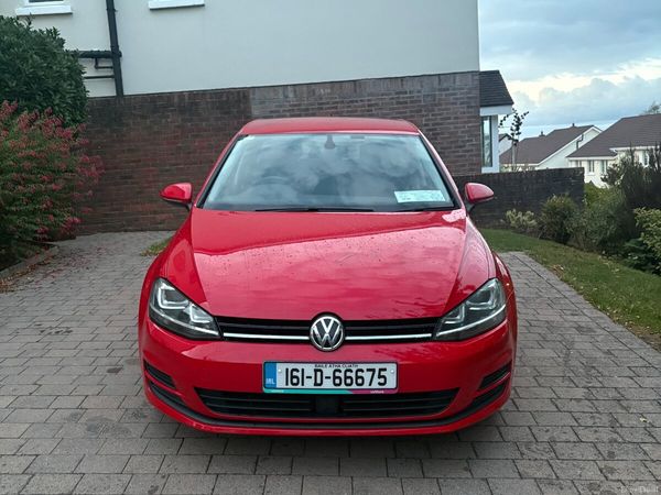 Volkswagen Golf Hatchback, Petrol, 2016, Red