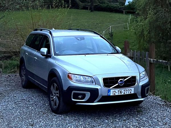 Volvo XC70 Estate, Diesel, 2012, Silver